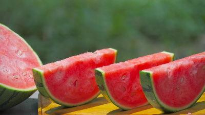 龙岩吃雪瓜视频,雪瓜视频带你领略清凉一夏